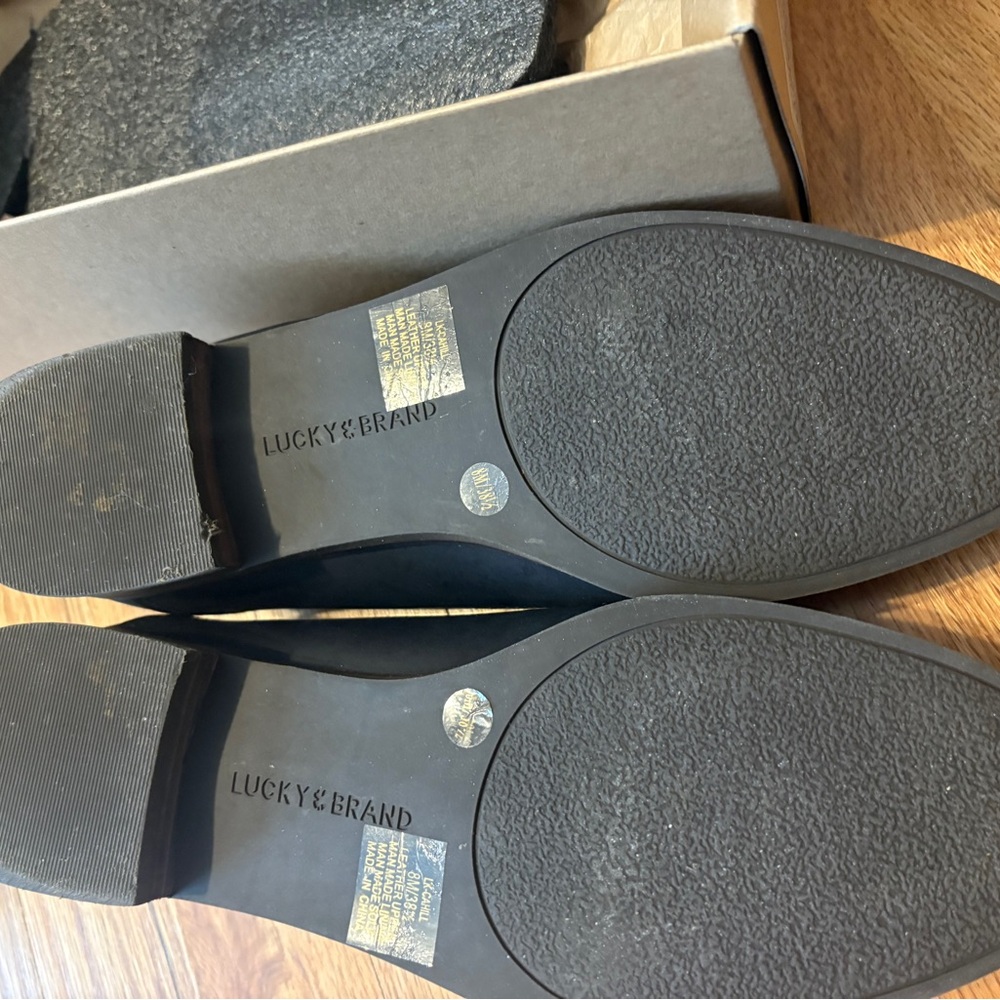 Lucky Brand Cahill Shoes - Picture 3 of 5